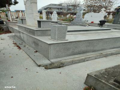 Cavou 6 locuri cimitir Ungureni