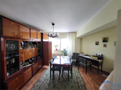 Apartament 3 camere, George Enescu 3c3995
