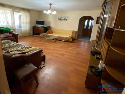 Apartament cu 2 camere, Burdujeni, 2c6795