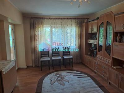 Apartament cu 4 camere in Burdujeni