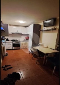 Apartament 1 camera transformat in 2 camere parter inalt zona Aradului