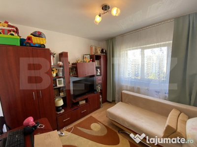 Apartament 2 camere, 44 mp, decomandat, zona Centrala