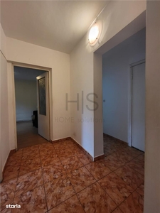 Apartament 2 Camere , Central, Decomandat, etaj 2 din 4