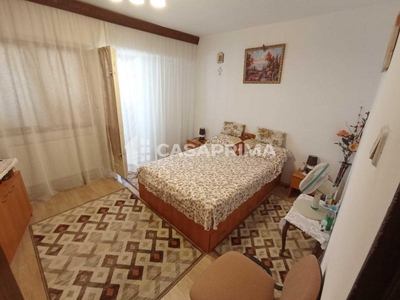 Apartament 2 camere DECOMANDAT, etaj intermediar, Nicolina Belvedere !