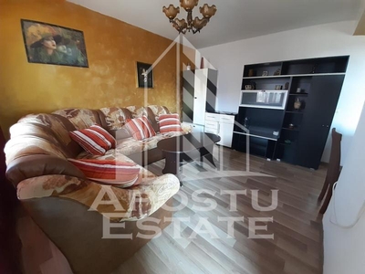 Apartament 2 camere, decomandat, spatios, de inchiriar Zona Blascovici