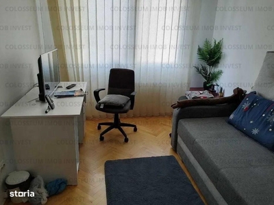 Persoana fizica vand apartament cu 2 camere la Piata Nicolina Iasi