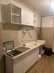 Apartament 2 camere etaj 1 amenajat zona Girocului