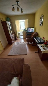 Apartament 2 camere Piata Voievozilor-Alexandru Cel Bun, Etaj 2/4 !