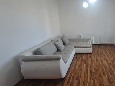 Apartament 2 Camere Renovat Recent de Vanzare, Str Cutezantei, Darina