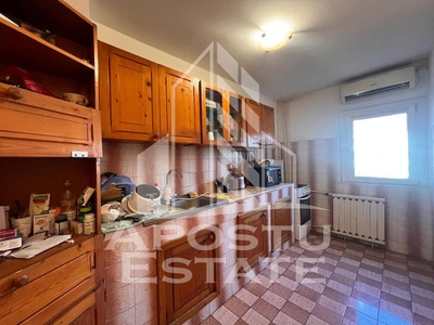 Apartament 2 camere, zona Bucovina