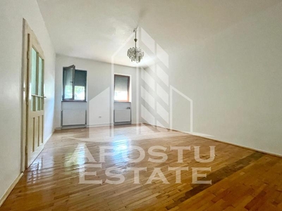 Apartament 2 camere, zona CentralMalul Muresului