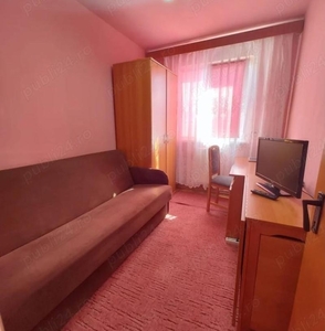 Apartament 3 camere etaj 4 in zona Mihai Viteazu