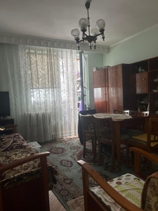 Apartament 3 camere, etaj intermediar - zona T. Vladimirescu