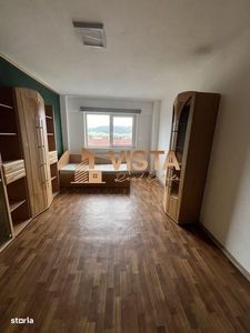 Apartament 3 camere, Garii