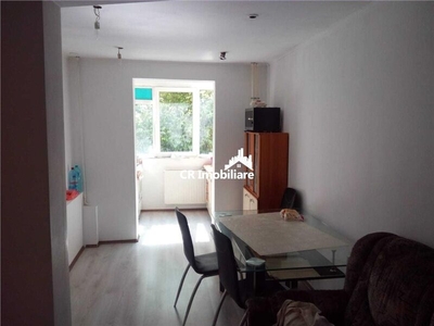 Apartament 4 camere Fizicienilor, de vanzare 4 camere