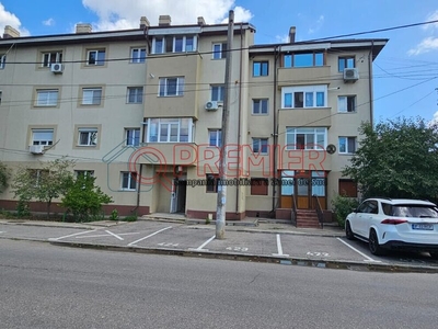 Apartament 4 camere Popesti Livezi 4 camere pretabil si ca spatiu de comert