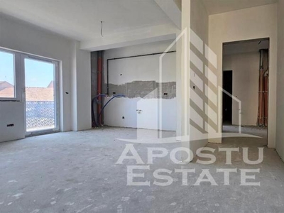 Apartament cu 3 camere bloc nou 68mp Semidecomandat in Micalaca