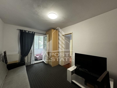 Apartament cu 3 camere, zona Girocului