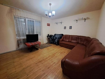 Apartament cu 4 camere la casa in zona Seleus in Oradea, Bihor