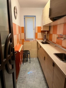 Apartament de inchiriat cu 2 camere- Zona Podu Ros