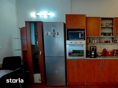 Apartament de vanzare 3 camere centru, strada Croitorilor