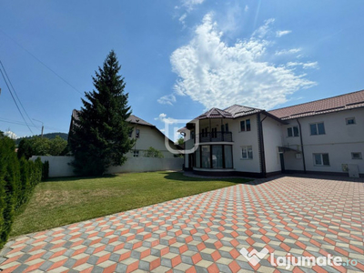 Apartament nou și luminos 4 camere Frasin/Bucovina