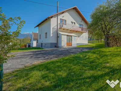 CasaI Vila cu 8 camereI 5 bai TOHANITA - ZARNESTI , BRASOV