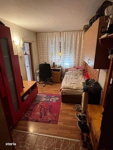 cv 219 G.Cosbuc, apartament cu o camera etaj intermediar