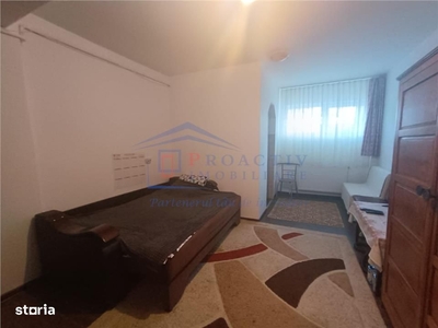 Apartament 3 camere - Zona Garii - Locatie linistita