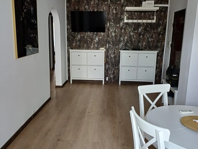 Inchiriere apartament 2 camere Aviatiei Parter/4, liber, renovat mobilat modern