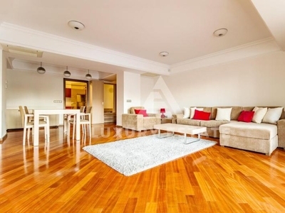 Inchiriere apartament de lux 2 camere Piata Romana-zona centrala