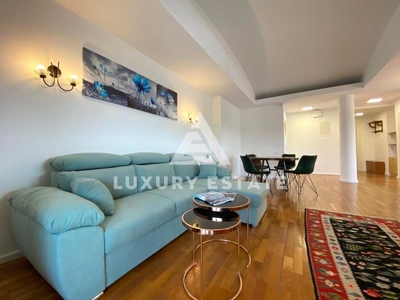 Inchiriere penthouse 4 camere mobilat in zona Aviatorilor- Charles de Gaulle