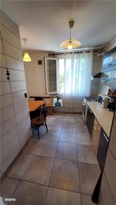 Apartament cu 4 camere. Zona Floreasca