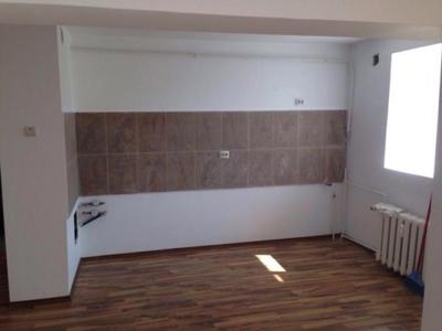 3 decomandate Micro 18-38.000 euro