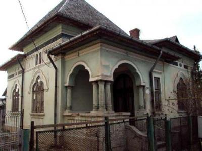 Casa de vanzare in Targoviste-zona nord.