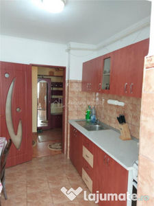 Apartament 2 cam decomandat zona 800