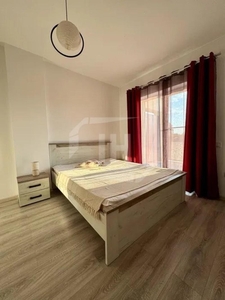 Apartament 2 camere, semidecomandat, terasa, parcare, Platinia