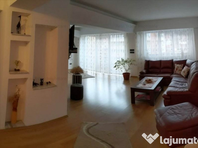 Apartament 3 camere decomandat, etaj intermediar Racadau, 1079H