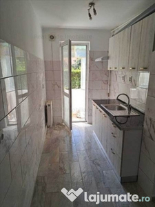 Apartament 3 camere decomandat, renovat Astra-Carpatilor, 10EFI