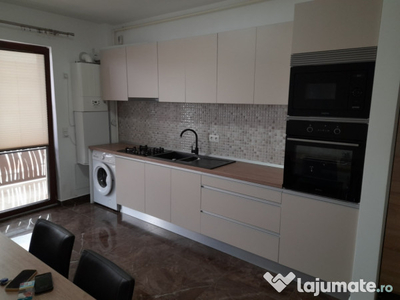 Apartament 3 camere zona Pompieri