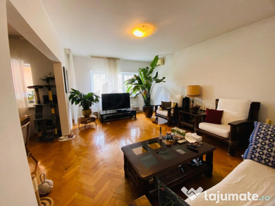 Apartament 4 camere de Pajura I Bucurestii Noi