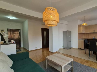 Apartament cu 3 camere de inchiriat la 3 minute de Platinia