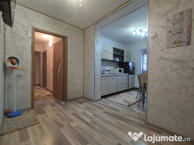 Apartament cu 3 camere| Anul constructiei 1983 | Mobilat complet