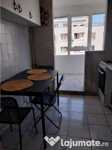 Apartament de inchiriat