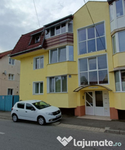 Apartament de inchiriat zona Bieltz