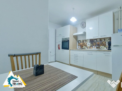 Apartament deosebit cu 3 camere, la parter, in zona Intim