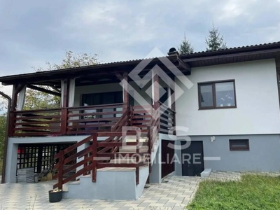 Casa noua, 1400m teren, zona Podul Jelnei