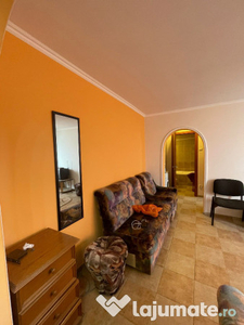 De vanzare apartament semidecomandat 2 camere