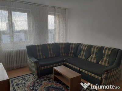 Închiriez apartament 2 camere în zona centrala