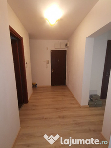 Proprietar Apartament 3 cam Unirii - Camera de comerț, renovat, liber.